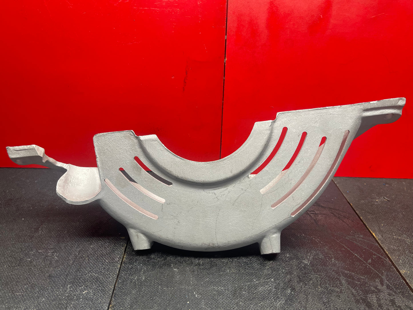 700 ALUMINUM DUST COVER