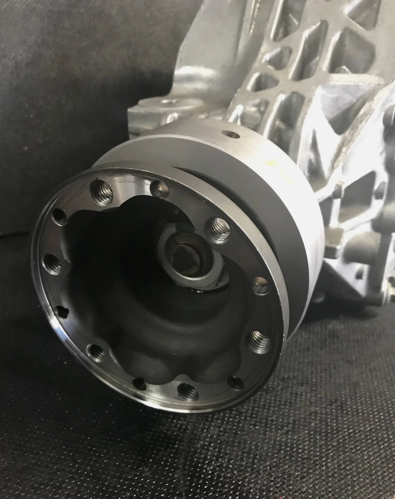 2014-2017 MASERATI QTP (QUATTROPORTE GHIBLI) REAR DIFFERENTIAL PART #670030134