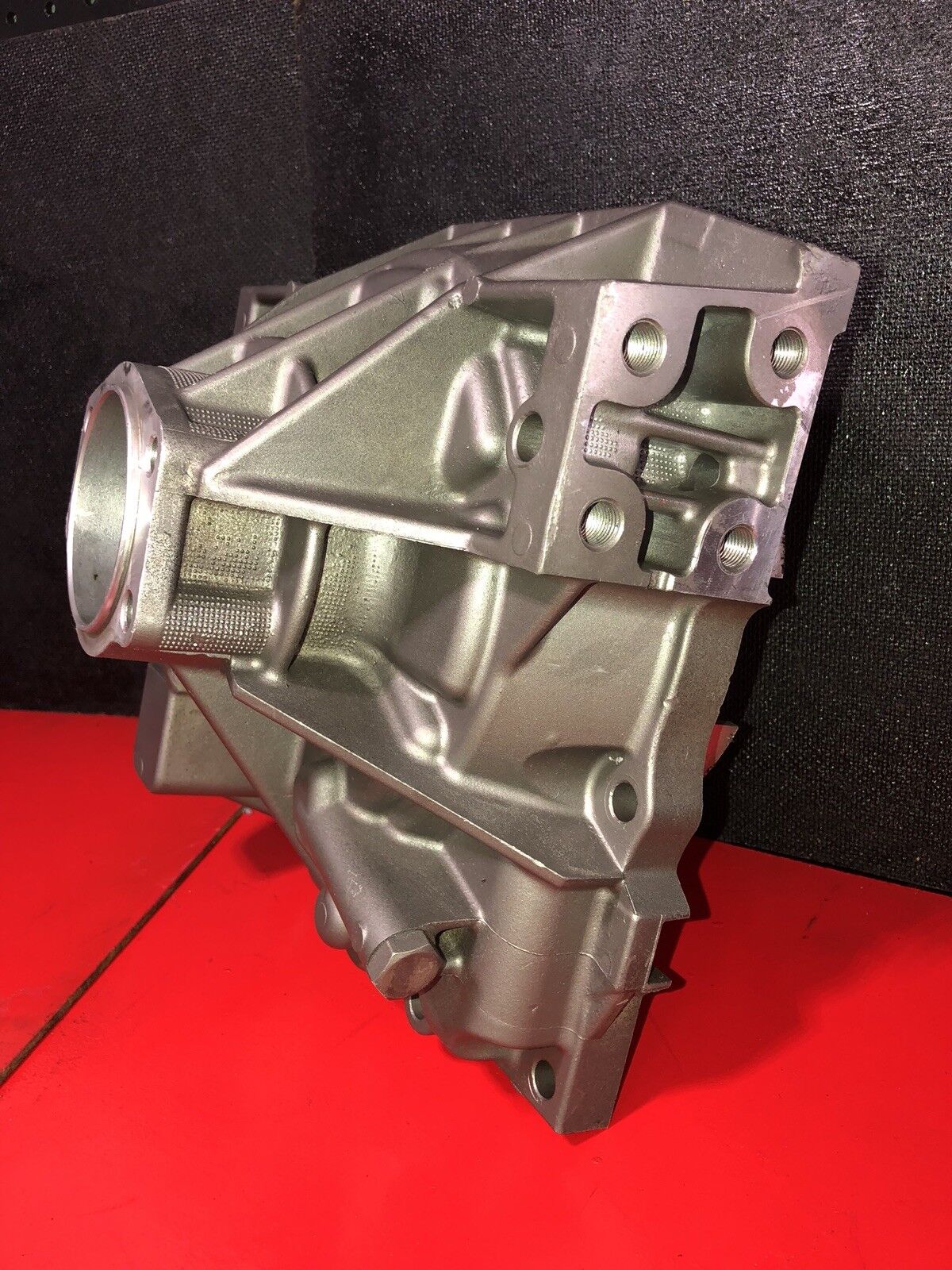 2005-UP MITSUBISHI FUSO AS68RC TRANSMISSION EXTENSION HOUSING BRAKE TYPE CASTING #: 31010