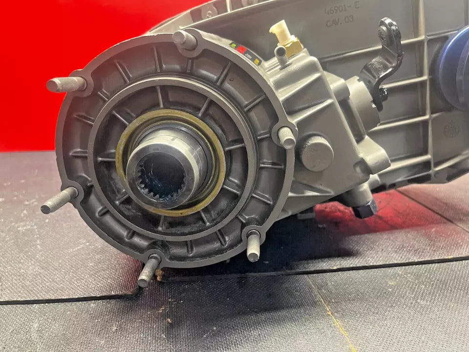 03-12 DODGE 271D / 271 D MANUAL TRANSFER CASE, 23 SP, A518 / A618 / 48RE, ASSEMBLY #: 52853060AE
