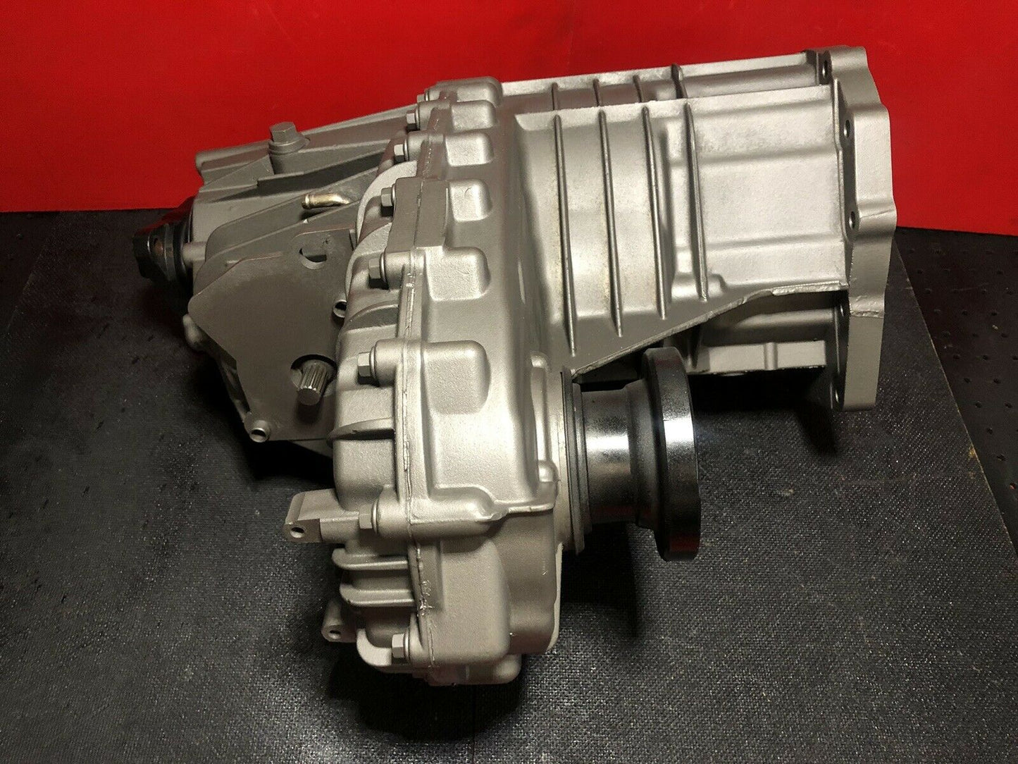 2003-2006 PORSCHE CAYENNE S 955 W/TURBO 9PA TRANSFER CASE ASSEMBLY #: 0AD341040R