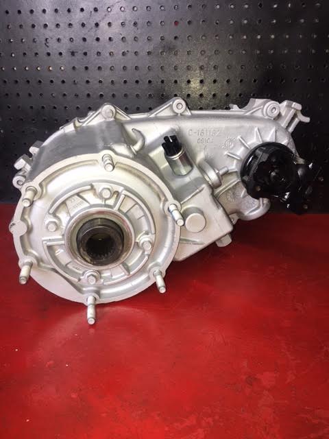 1987-1995 231J TRANSFER CASE JEEP WRANGLER ASSEMBLY #: 52098361
