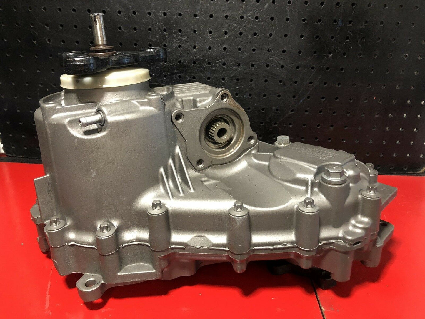 2003-2010 BMW X3 E83 ATC 400 TRANSFER CASE PART# 2710 7573215-01