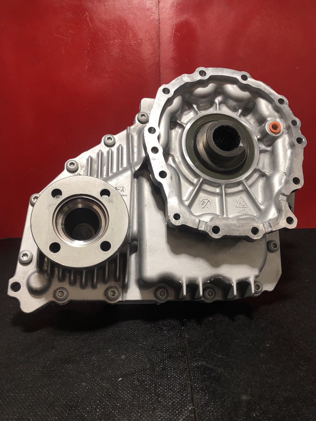 2015-UP DODGE CHRYSLER BW44-40 TRANSFER CASE ASSEMBLY# 68214750AB