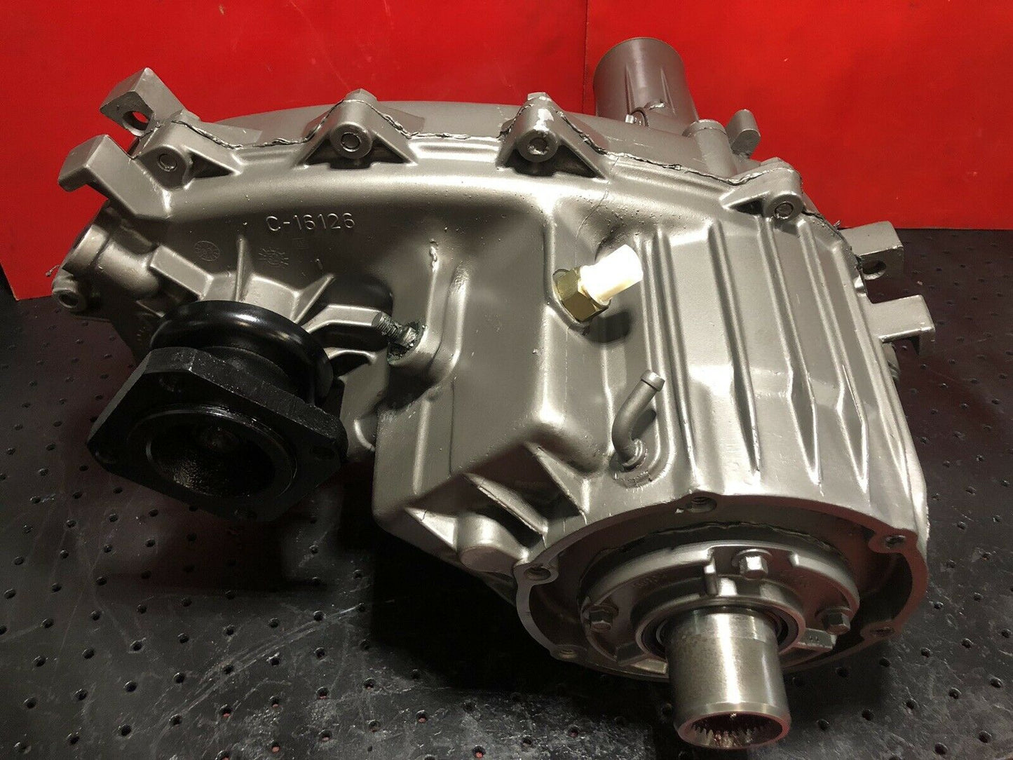 1986-UP CHEVY 241C TRANSFER CASE, 32SP, PASSENGER SIDE DROP, 4L80E, MECHANICAL VSS