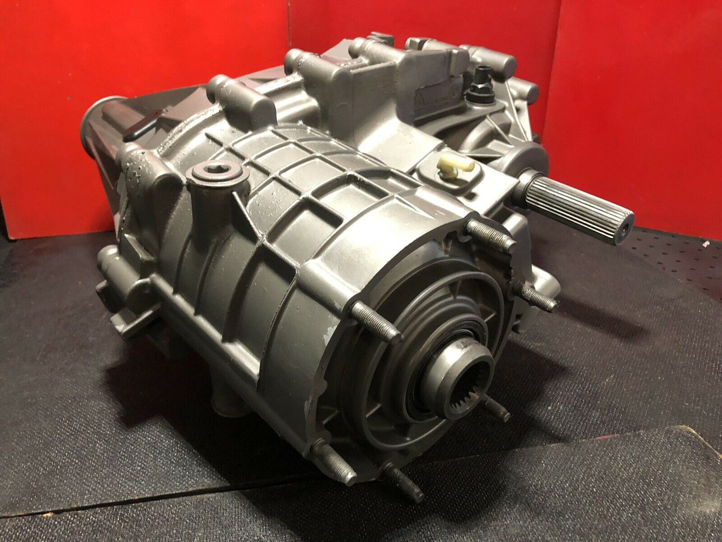 2006-UP DODGE 246D TRANSFER CASE W/SENSORS ASSEMBLY #: 52853301AA