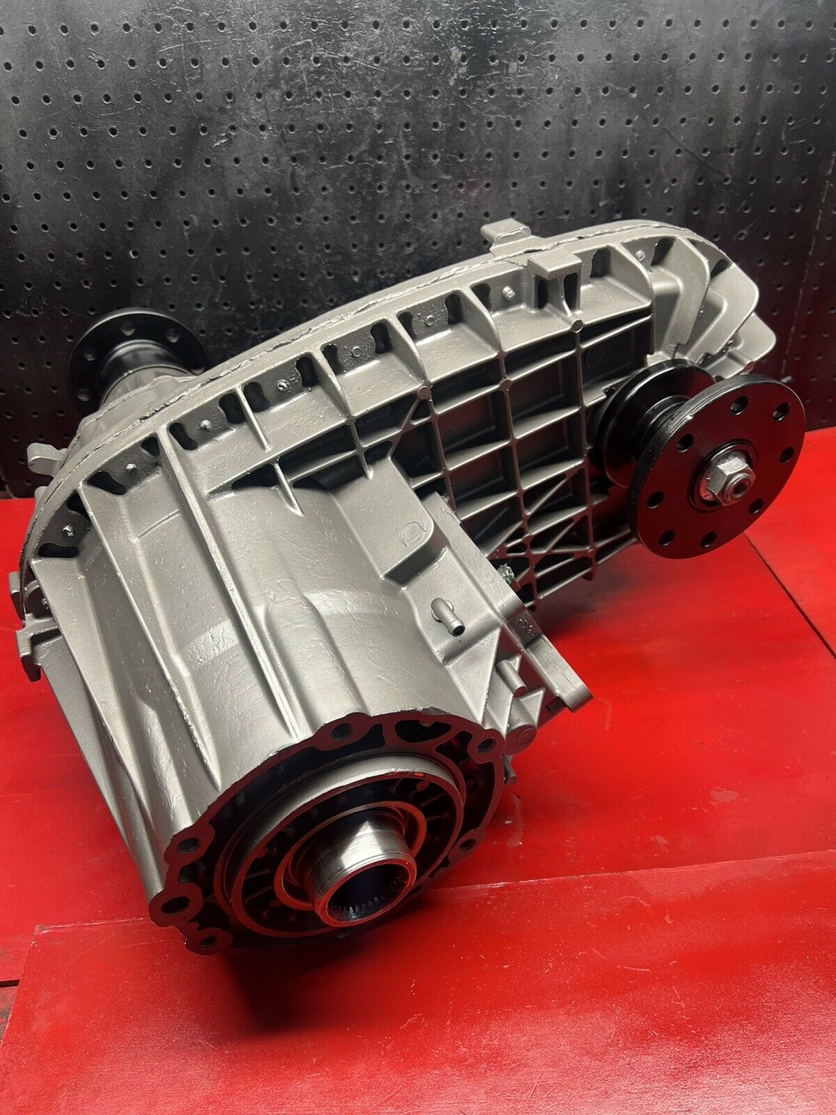 2003-2006 FORD 273F TRANSFER CASE ELECTRIC SHIFT (NO MOUNT HOLES) #5C347A195AB