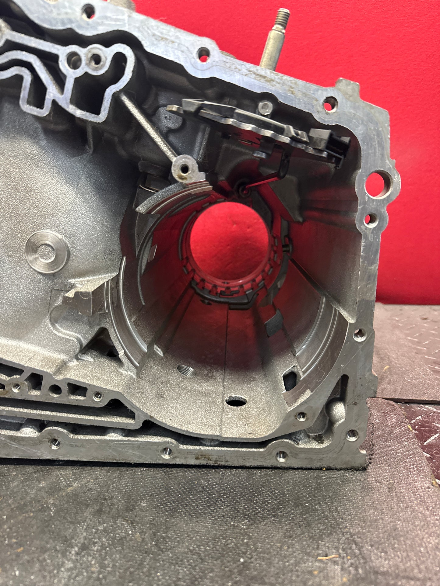 2005-UP CHEVY/PONTIAC 4T65E TRANSMISSION CASE