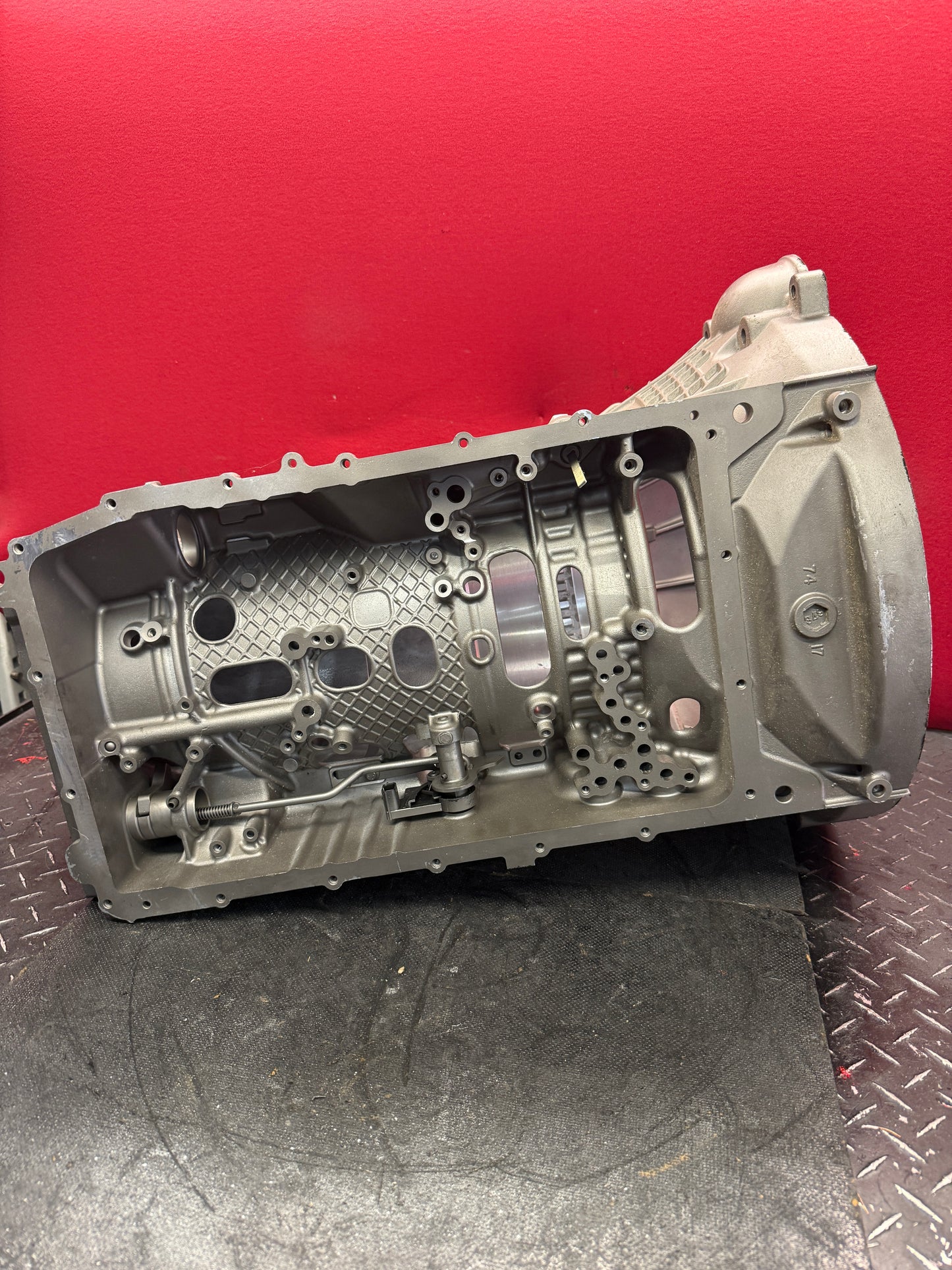 2017-UP FORD 10R80 TRANSMISSION CASE 5.0L 4X4 #RFJL30-7006-HA