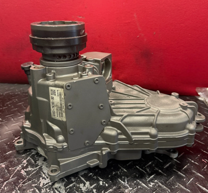 Share 2017-2020 JAGUAR F-PACE TRANSFER CASE #GX63-7K780-BD