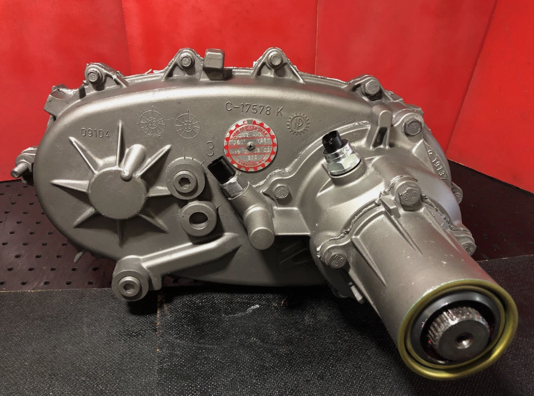 95-UP HUMMER H1 CIVILIAN 242 AMG TRANSFER CASE, 32SP, 4L80E & 6L80, #: 06011651