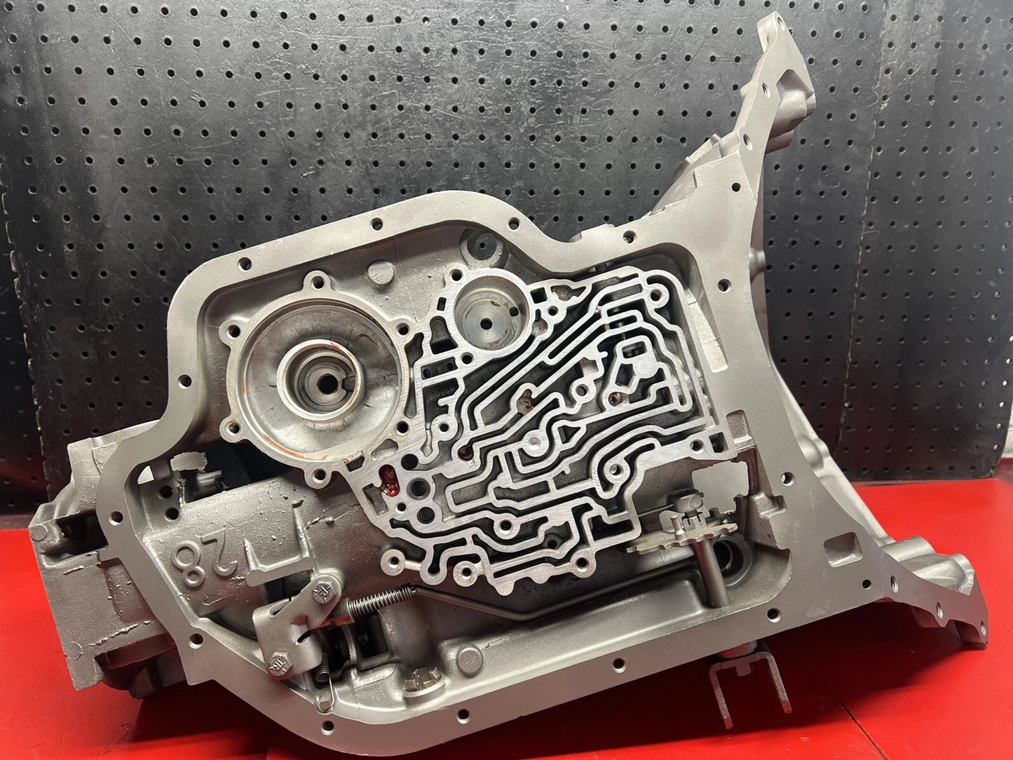 1986-UP GM CHEVY TH400 TRANSMISSION CASE * NO INTERNALS* 6 BOLT DUST COVER HD